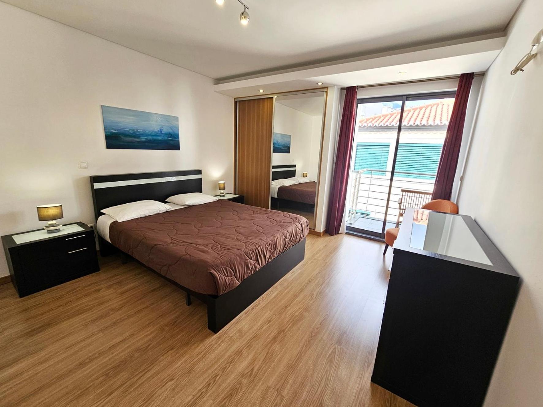 Anadia Atrium Apartment ฟุงชาล ภายนอก รูปภาพ